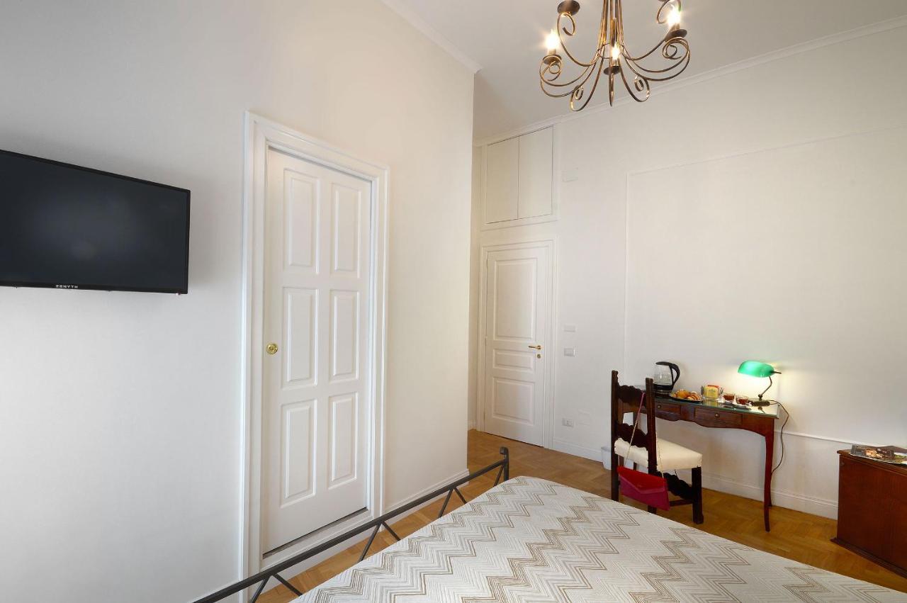 Residenza Borbonica 2* Napels